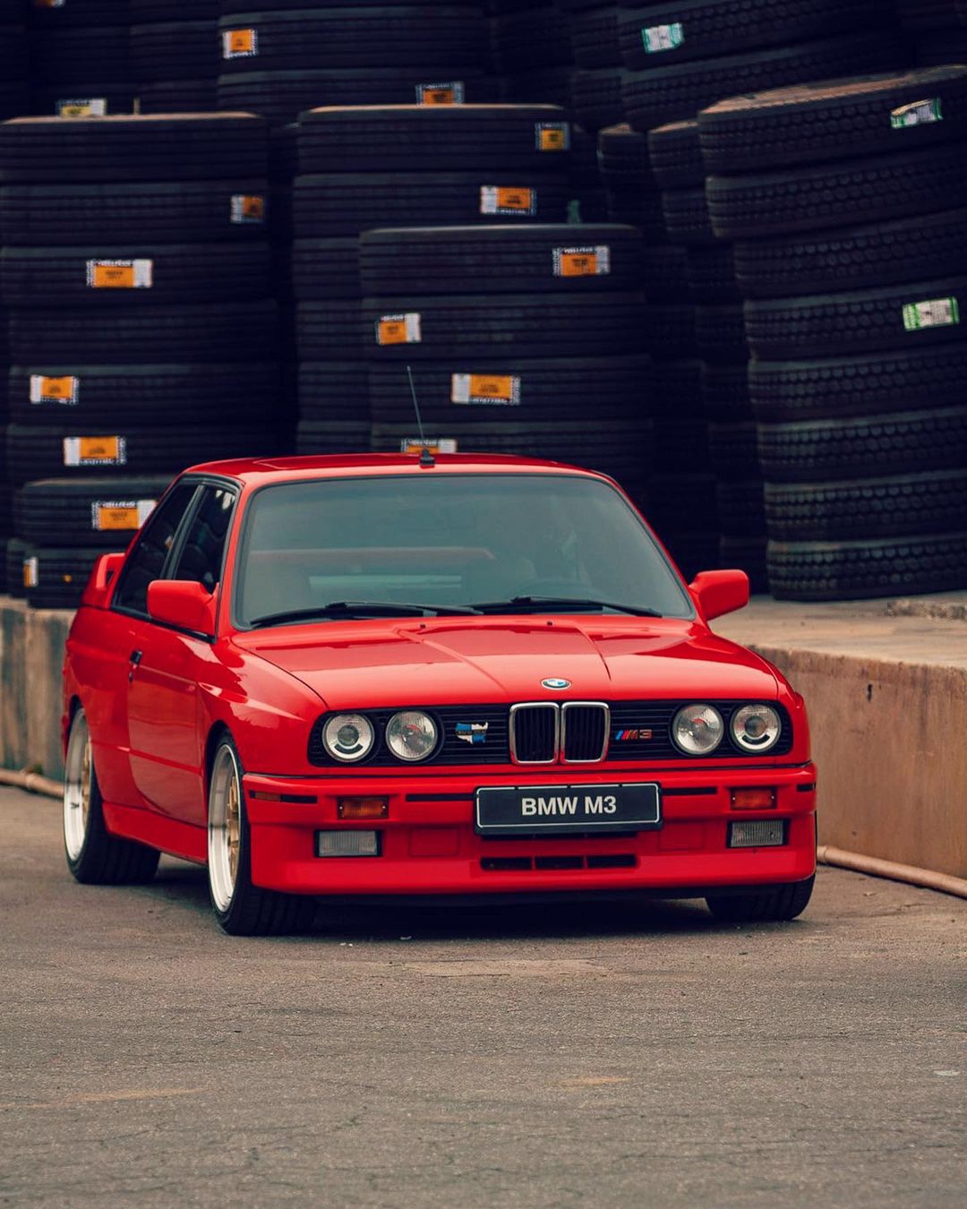 E30